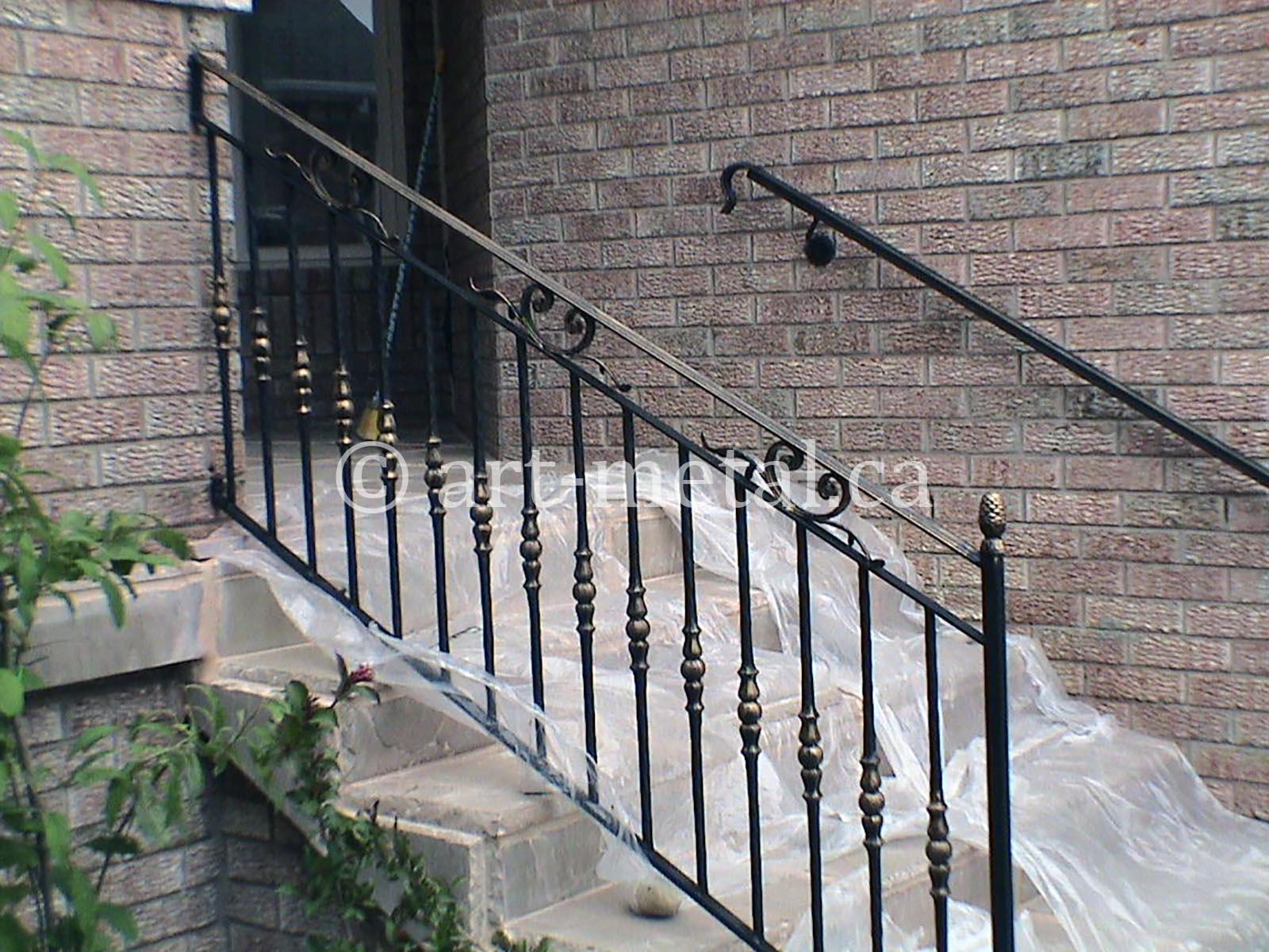Metal Exterior Stair Railings: Safe Steps and Handrails