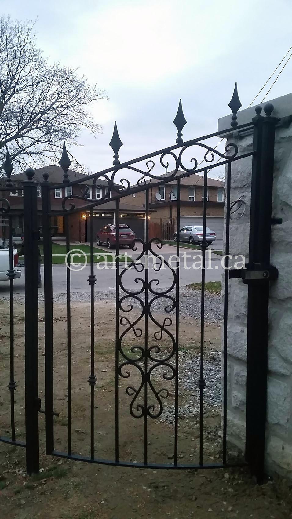 Metal Fence Gate Designs and Modern Ideas for Your Farm or ...