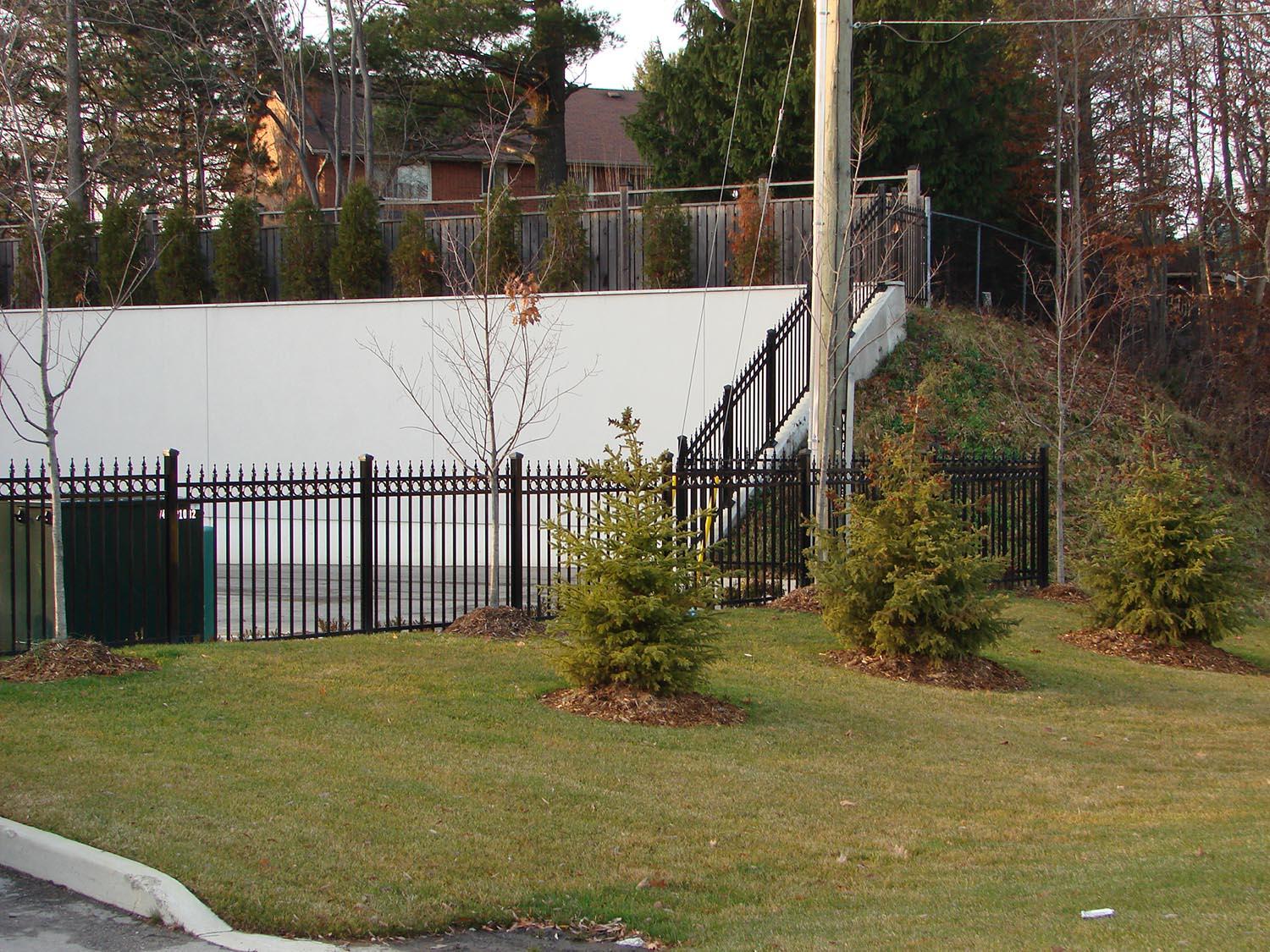 Aluminum Fence Gates