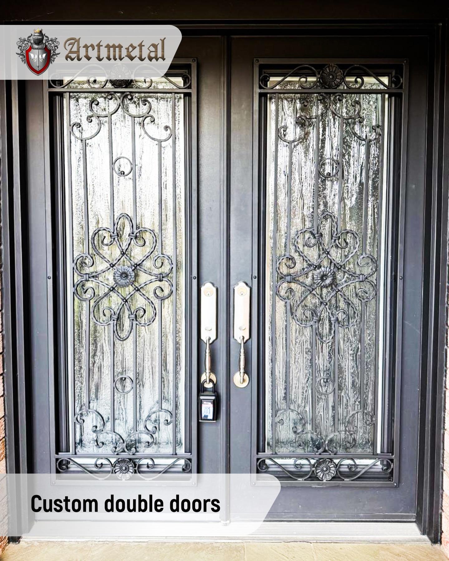 Custom double doors featuring intricate scrollwork and textured glass create the perfect balance of security, elegance, and durability. Every detail is designed to elevate the home’s exterior while standing the test of time.🚪 Custom iron doors🖤 Decorative metalwork🏠 Residential entry featureWant a custom metal entry for your home or project? Message us  to get started.#ArtMetal #customdoors #CustomMetalwork #TorontoHomes #CurbAppeal