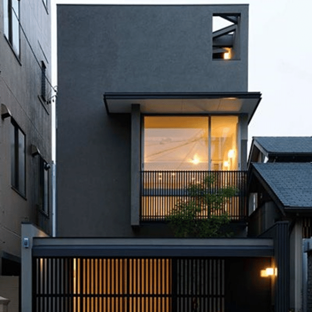 Balcony Enclosure Ideas in Toronto. Glass, Aluminum & Metal