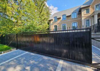 Local Driveway Gate Contractors in Mississauga