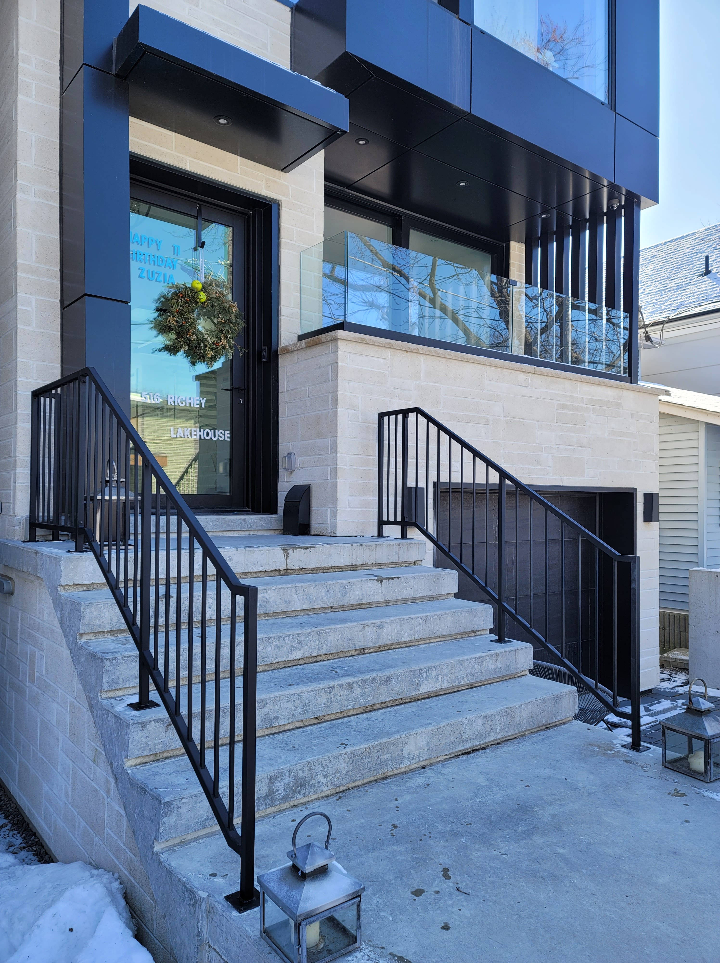 Modern Stair Railings & Handrails Toronto, Mississauga GTA