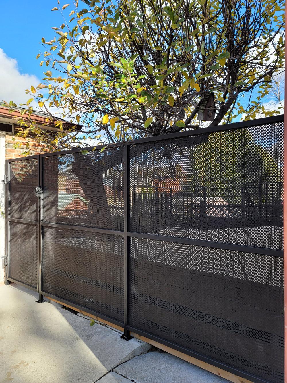 privacy-screens-2090