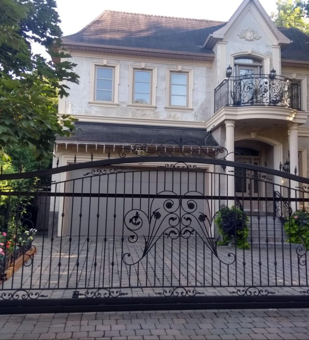 Gate East York