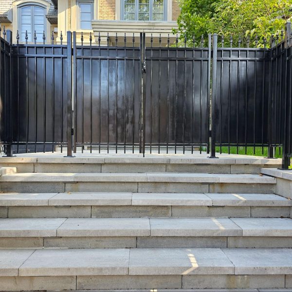 Metal Fences Etobicoke