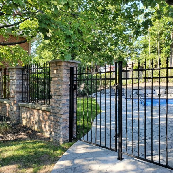 Metal Fences Oshawa-5