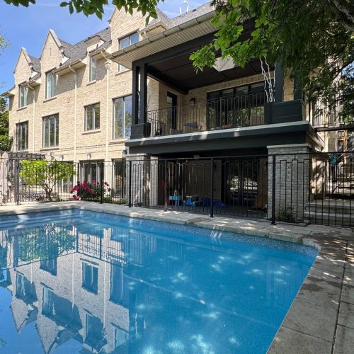 Pool Enclosures in Toronto