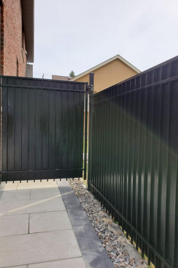 Steel Fence Designs in Toronto